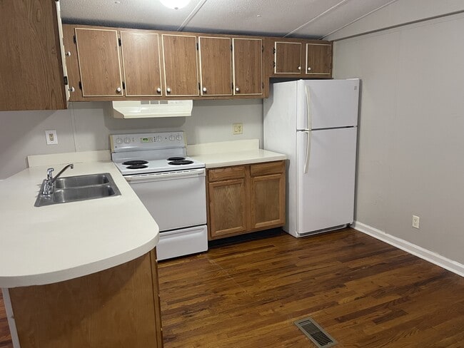 Photo - 1178 Cox Rd
