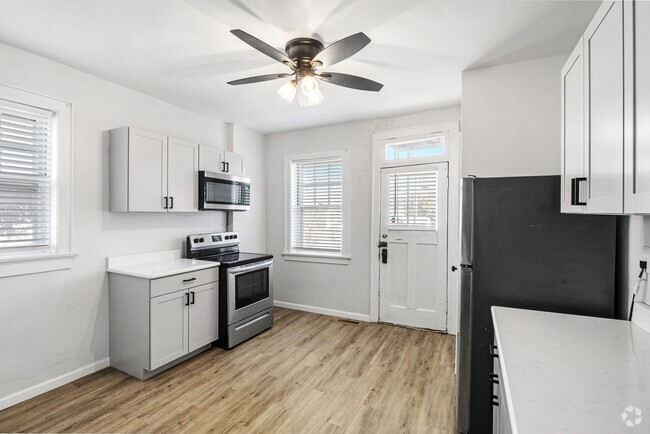 Building Photo - 4763-4765 Goethe Ave Unit 4765 - 1F Rental