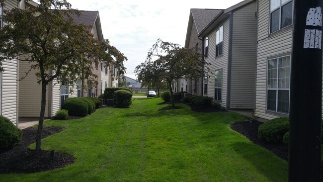 Barrington Club Apartments