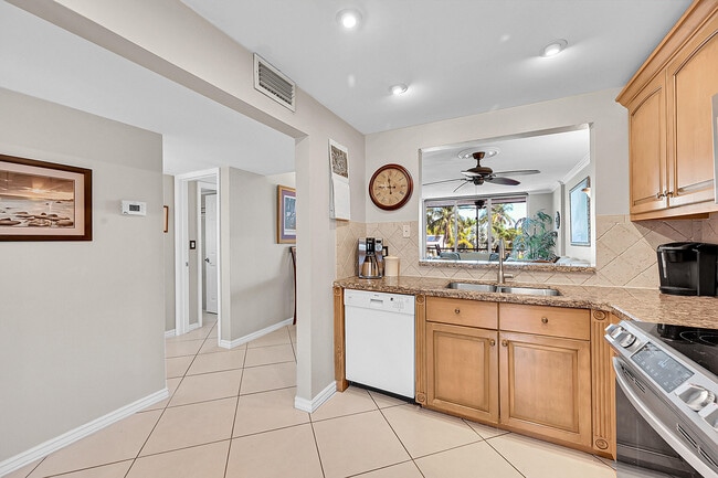 Photo - 777 S Federal Hwy Unit O203