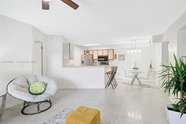 Photo - 9999 Summerbreeze Dr Unit 808