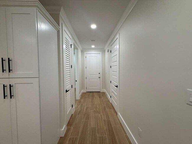 Photo - 361 County Line Rd