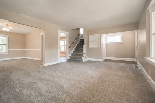 Photo - Must See!! Renovated Spacious Single Famil...