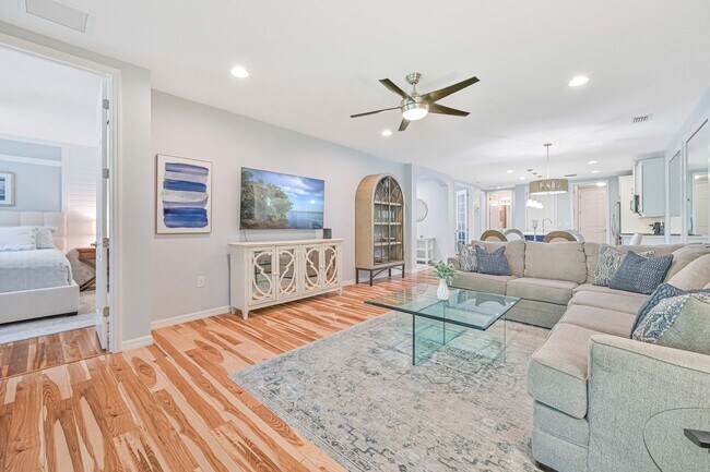 Photo - NOW AVAILABLE - Villa in Naples Reserve!!