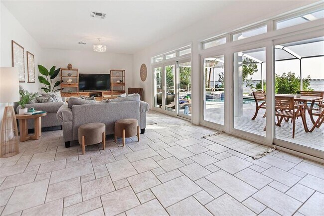 Photo - 1828 Sunrise Blvd