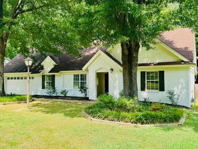 Building Photo - 2212 Howard Rd Rental