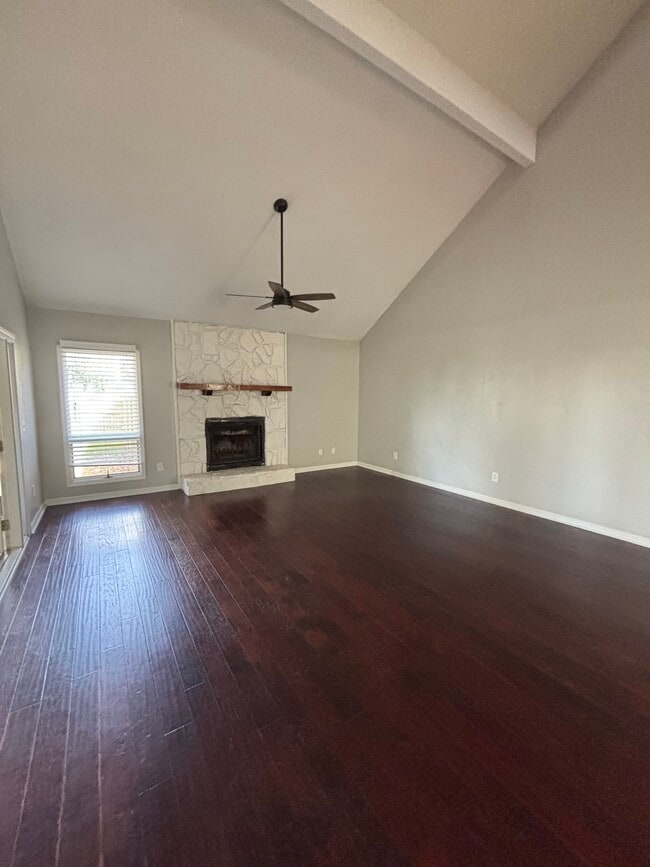 Photo - 3004 Ironwood Dr