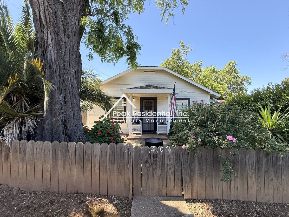 Photo - Charming 2bd/1ba Home in Historic Folsom!