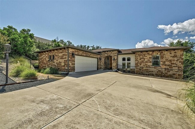 Building Photo - 116 Tallstar Dr