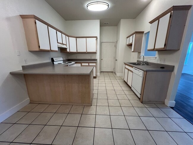 Photo - 985 N Daisy Ln Unidad 985 Daisy