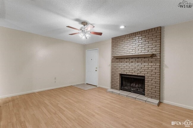 Photo - 4102 Stearns Ave