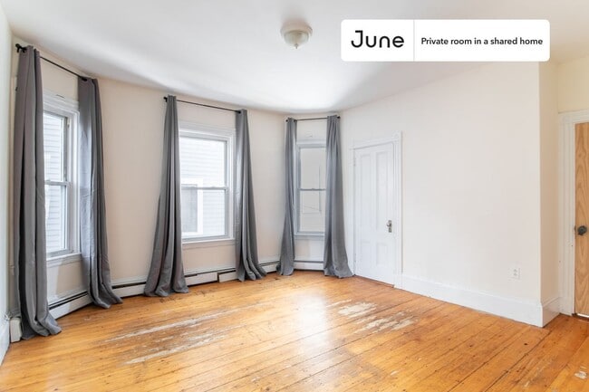 Photo - Room in Shared 5 bed/1 bath home Unit C