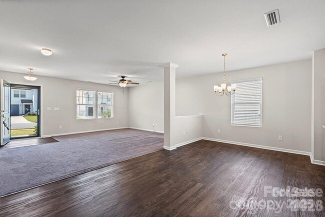 Photo - 134 Clove Hitch Dr