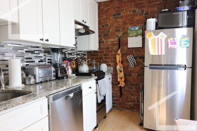 Building Photo - Cozy 1BR in Brookline!! Rental