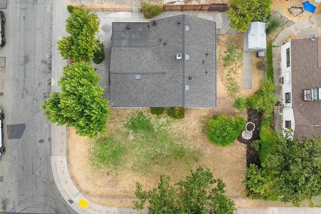 Photo - 5891 28th St