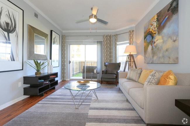 2BR, 2BA