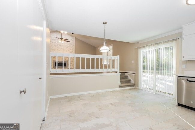 Photo - 120 Middling Ln