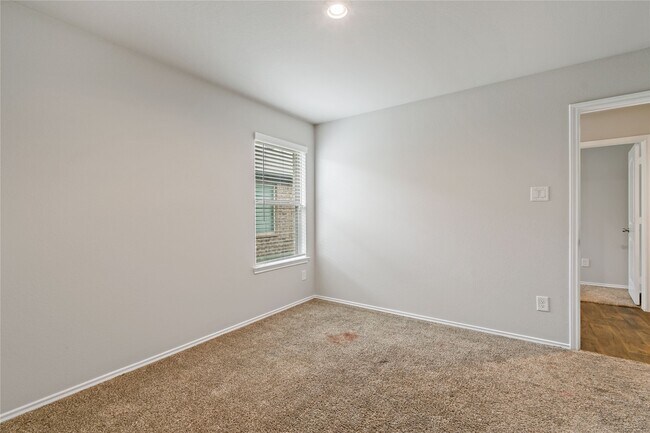 Photo - 2327 Pettingell Wy