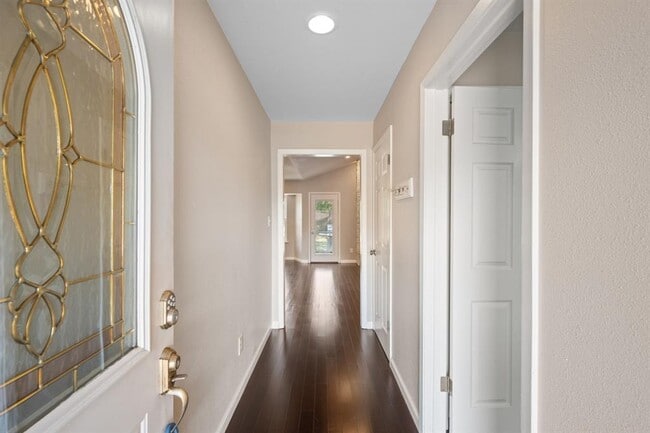 Photo - 8511 Daleview Dr
