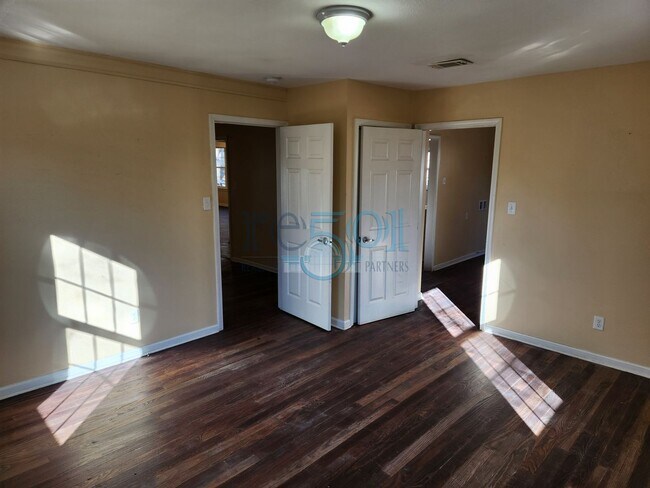 Photo - Great Family Home!  4BR 2 BA