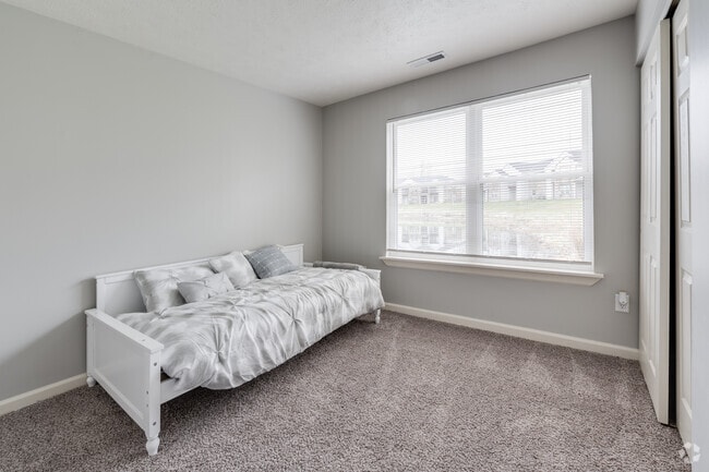 2 BR, 2 BA