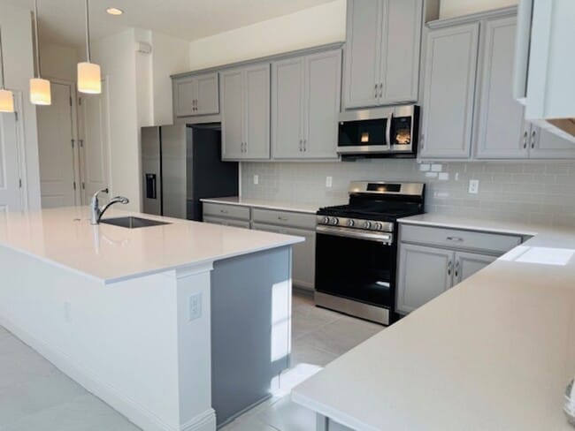 Photo - Home For Rent In Saint Cloud with 5 Bedroom/3 Baths