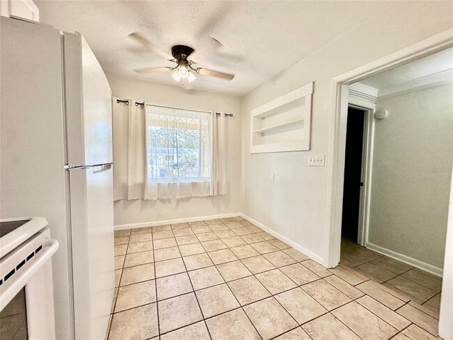 Photo - 1727 Douglas Ave