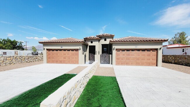 Building Photo - 125 Loma Vista Dr Unit A Rental