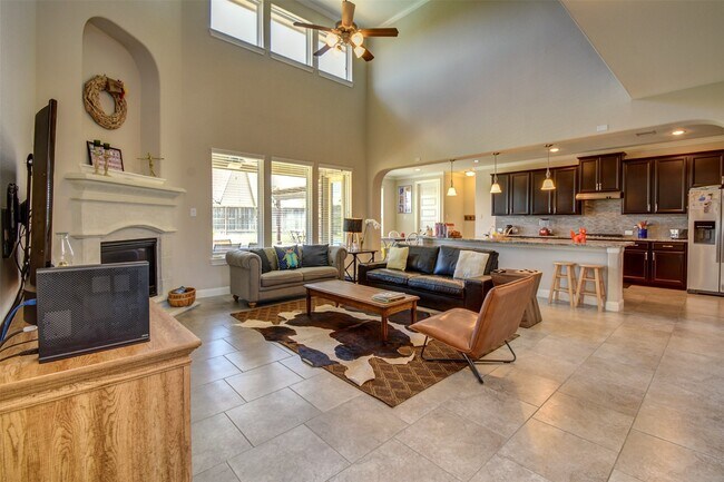 25710 Oakwood Knoll Dr