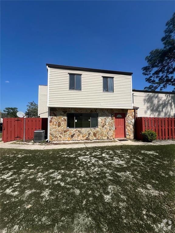 Building Photo - 2134 NE 45th Ave Rental