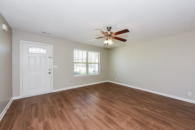 Photo - 1854 Warmingfield Dr
