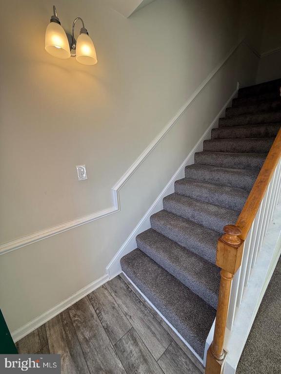 Photo - 230 Overlook Ct