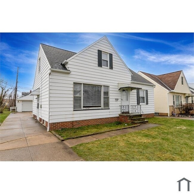 Photo - 12328 Grannis Rd