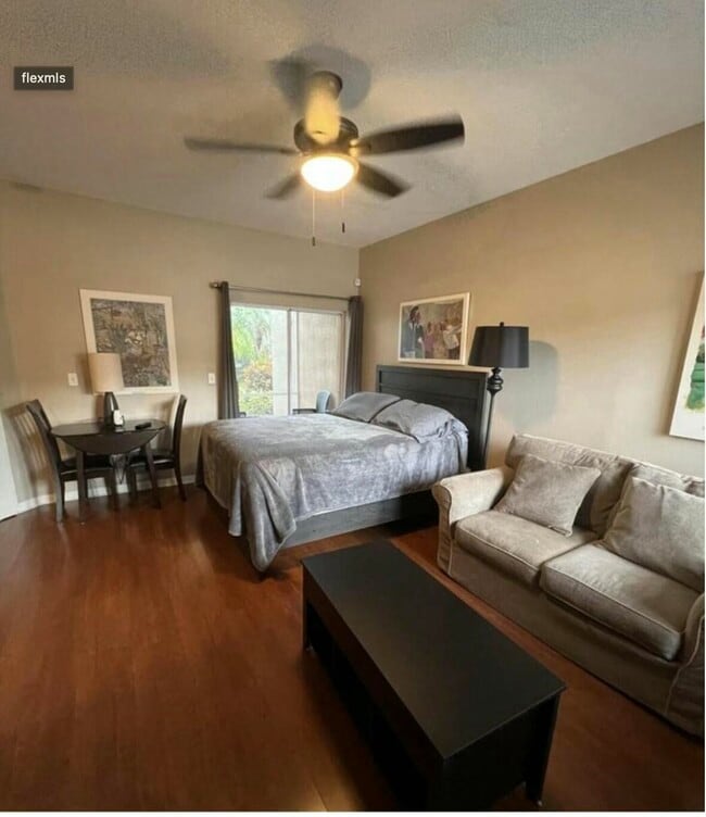 Photo - 9898 Perfect Dr Unidad 19 B