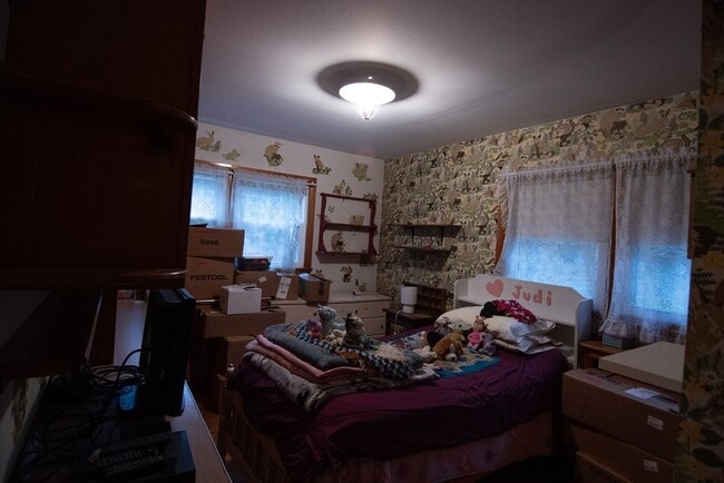 Photo - 227 Green River Rd