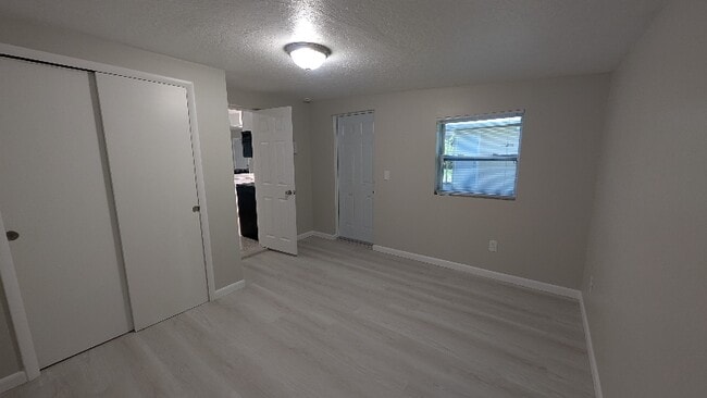 Photo - 64 Knollwood Dr