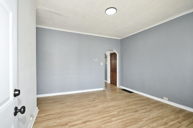 Photo - 1912 Pallas St Unidad Rear