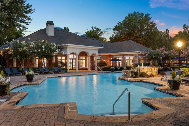 Building Photo - Verdant Peachtree Creek