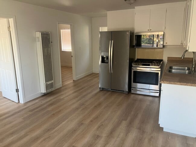 Photo - 1652 E St Unit A