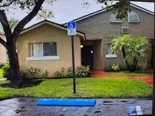 Building Photo - 1007 Lake Terry Dr Unit A