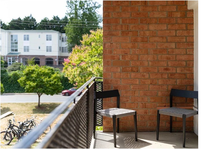 Large Personal Balcony - 1800 Jefferson Park Ave Unit 5 Garden Apartment