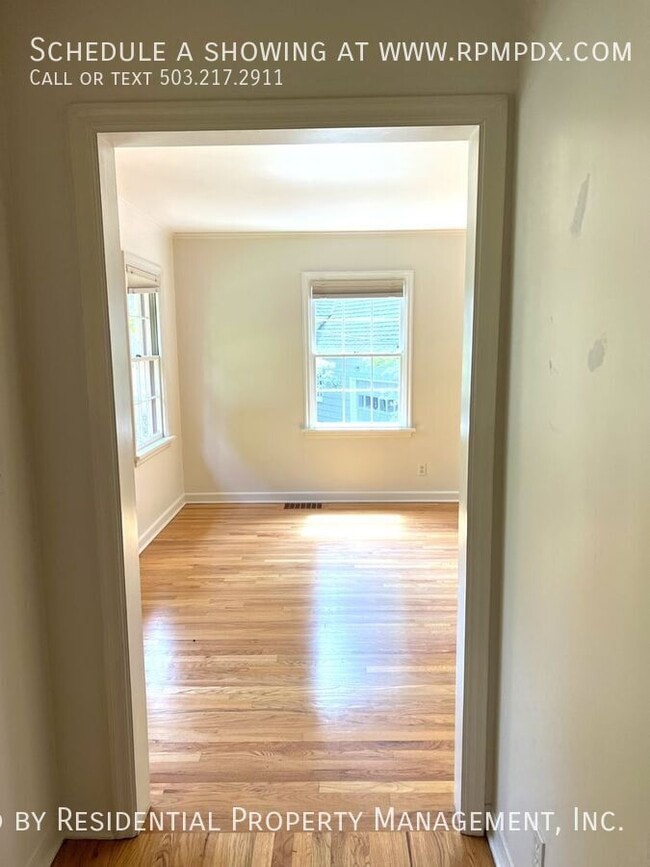 Photo - 1938 SW Edgewood Rd