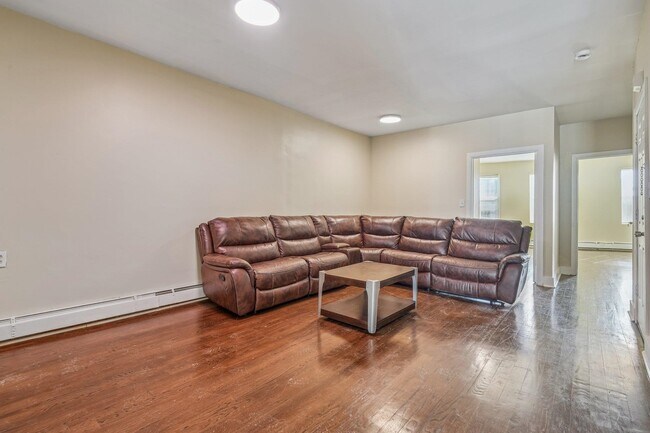 Photo - 101 1/2 Ocean Ave Unit 2