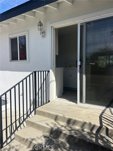 Photo - 337 Broadway