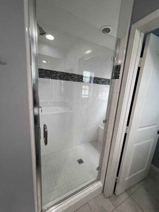 Photo - "Spacious 3-Bed Townhouse Retreat with 2.5 Baths in Beautiful Oceanside – 1,797 Sq Ft of Modern L... Unit 2