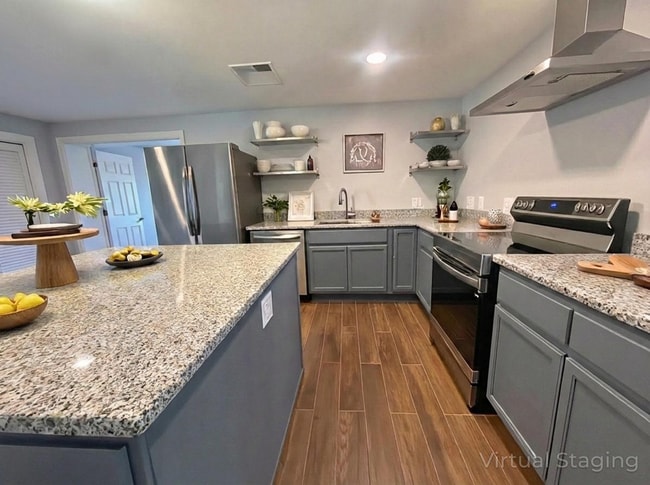 Building Photo - Newly Renovated 3 bedroom 4 bath - 2 Car Garage and Shoppe - The VIEW!!!