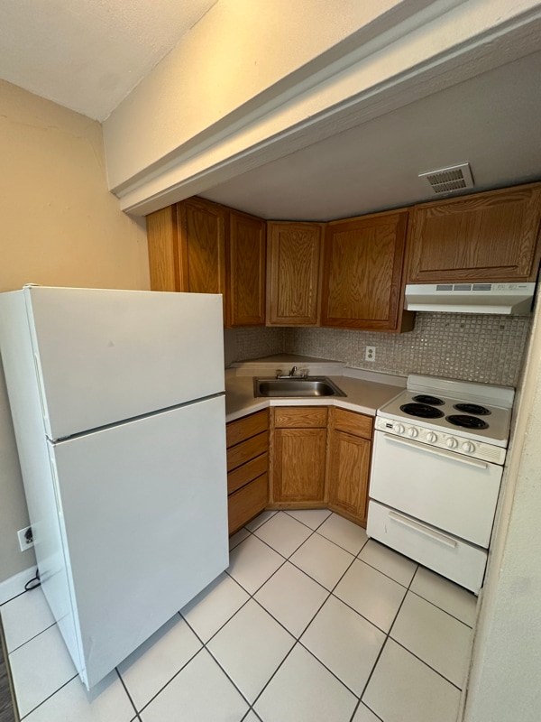 Building Photo - 1646 N Prospect Ave Rental