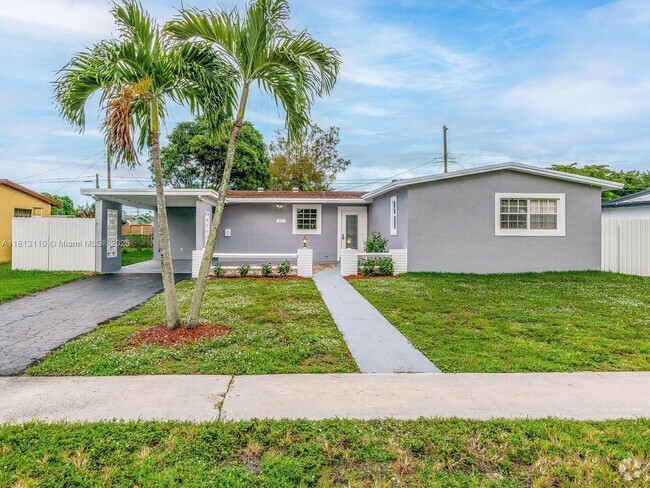 Building Photo - 611 SW 64th Way Rental