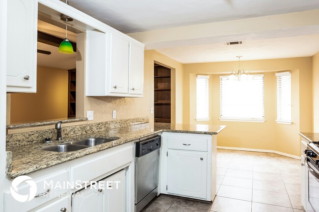 Photo - 3216 SW 95th St