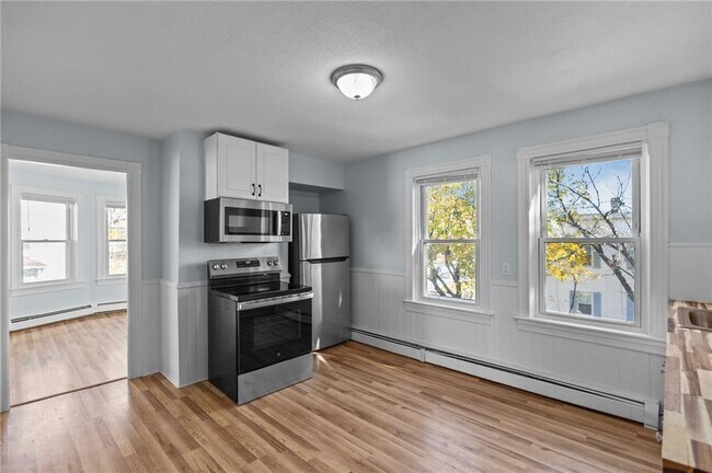 Photo - 60 Morris Ave